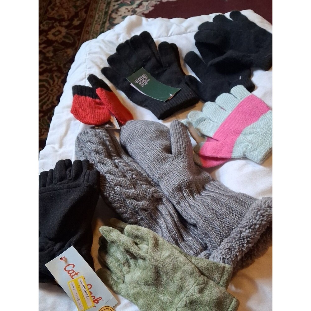 Lot Of Seven Gloves And Mittens Children's (Mis427)